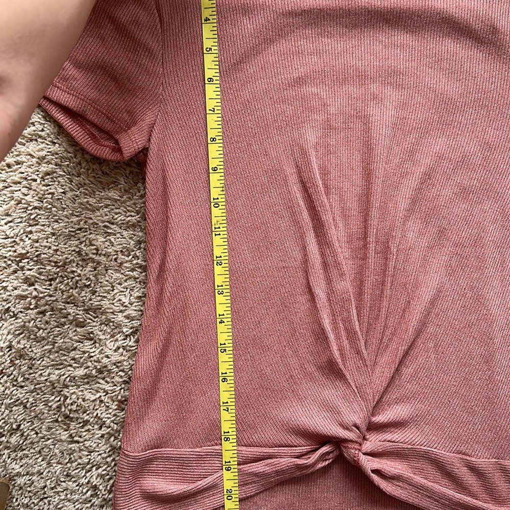 NWT Blush Pink t-shirt, size women’s junior’s small - Picture 7 of 11